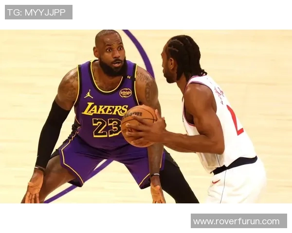 四星同台 湖人赢下“洛城德比” 四星同台 湖人赢下“洛城德比”